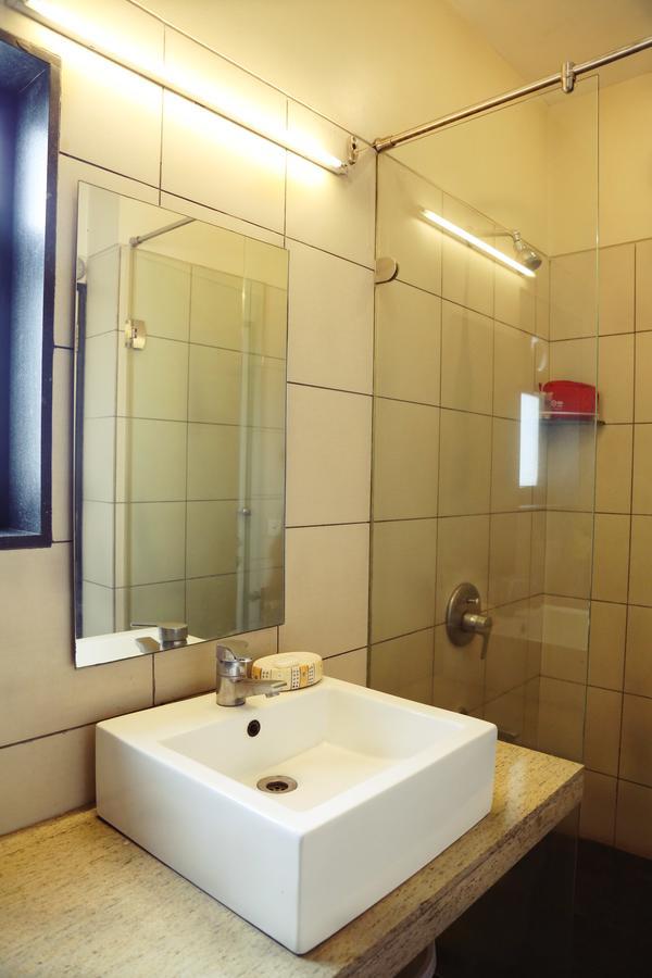 The Sirona Hotel Pune Eksteriør bilde