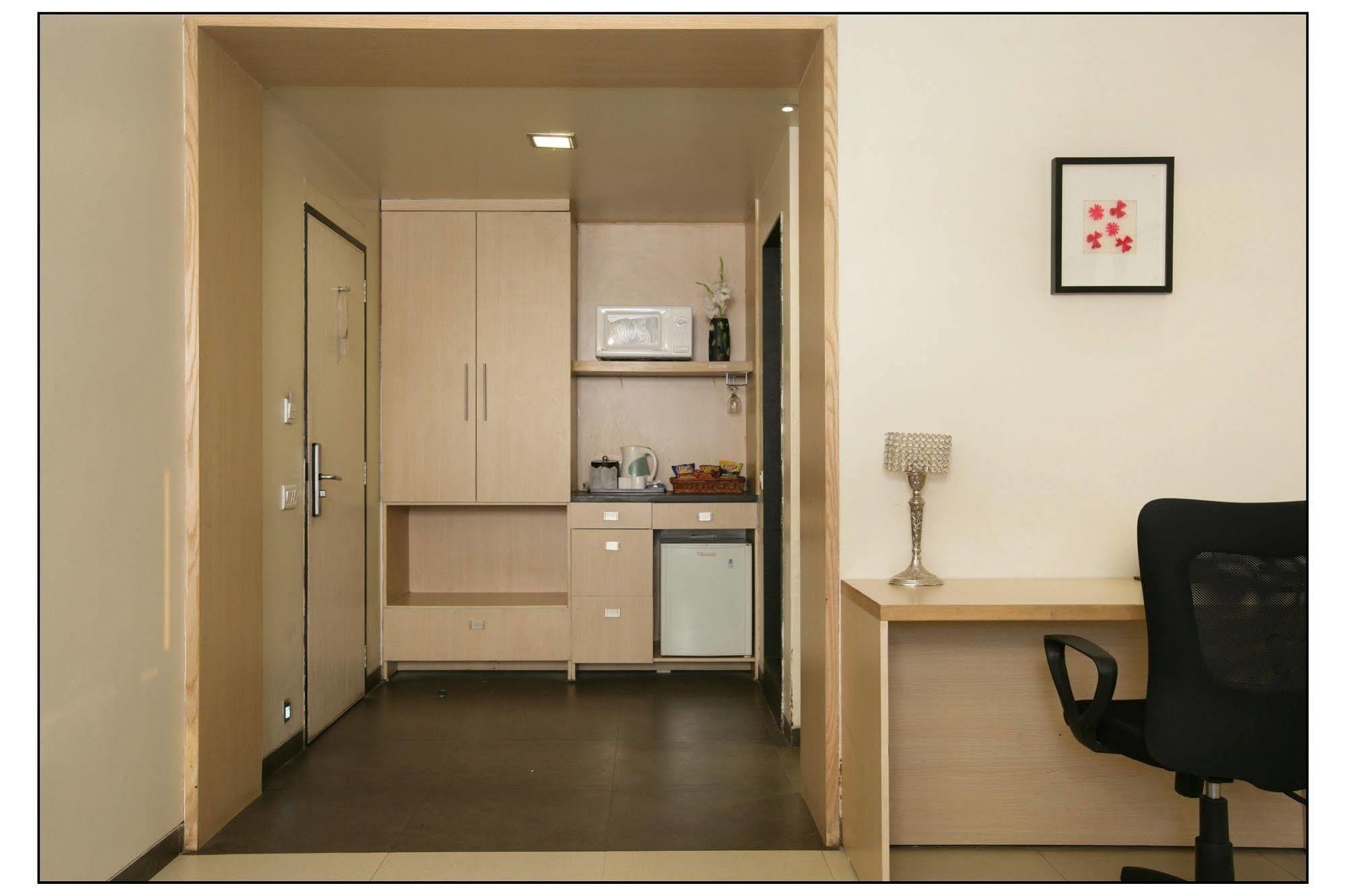 The Sirona Hotel Pune Eksteriør bilde