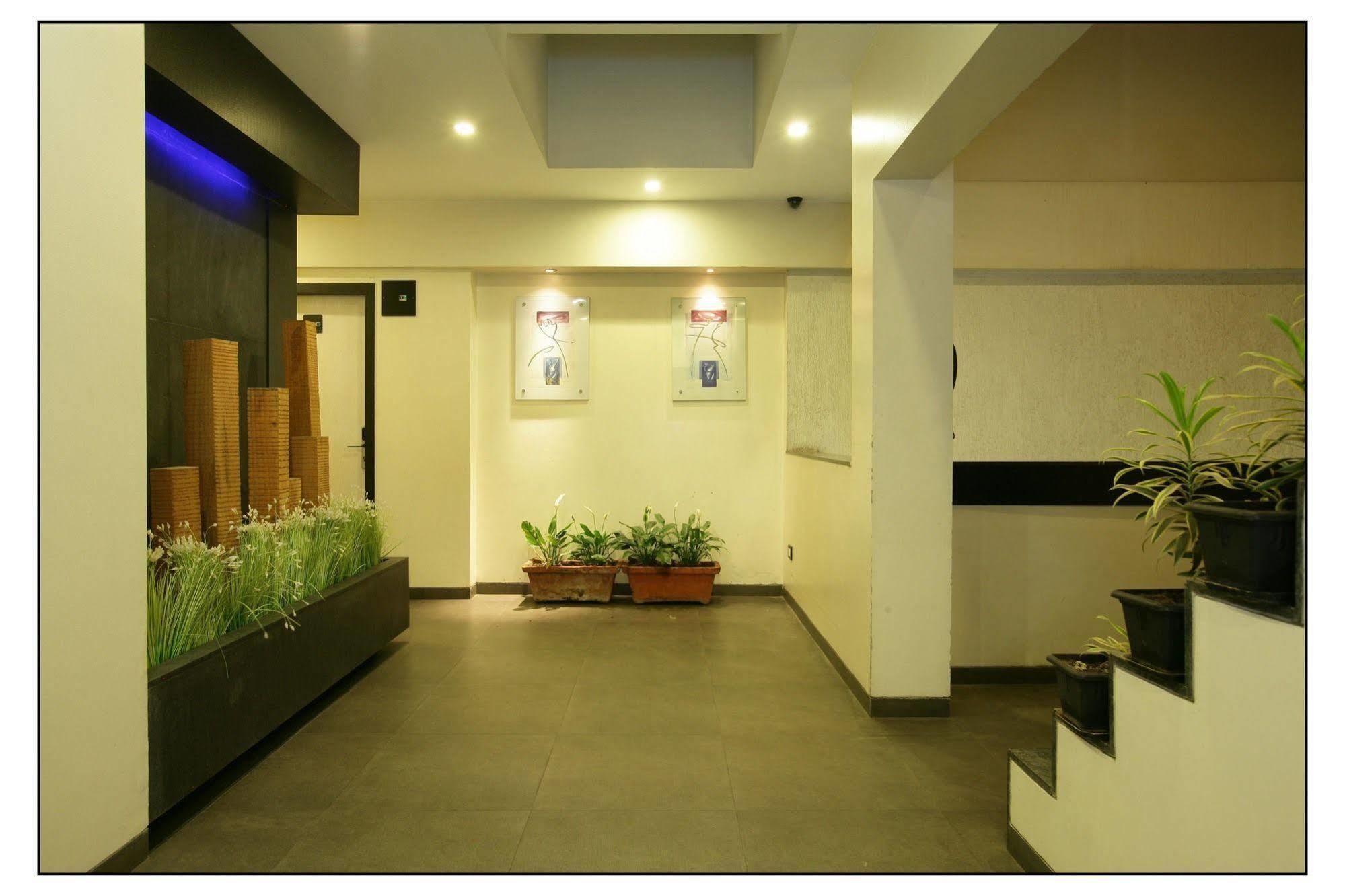 The Sirona Hotel Pune Eksteriør bilde