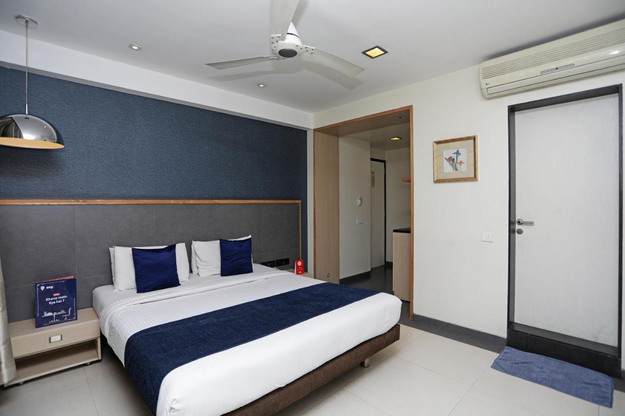 The Sirona Hotel Pune Eksteriør bilde