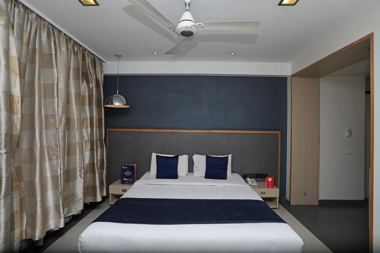 The Sirona Hotel Pune Eksteriør bilde