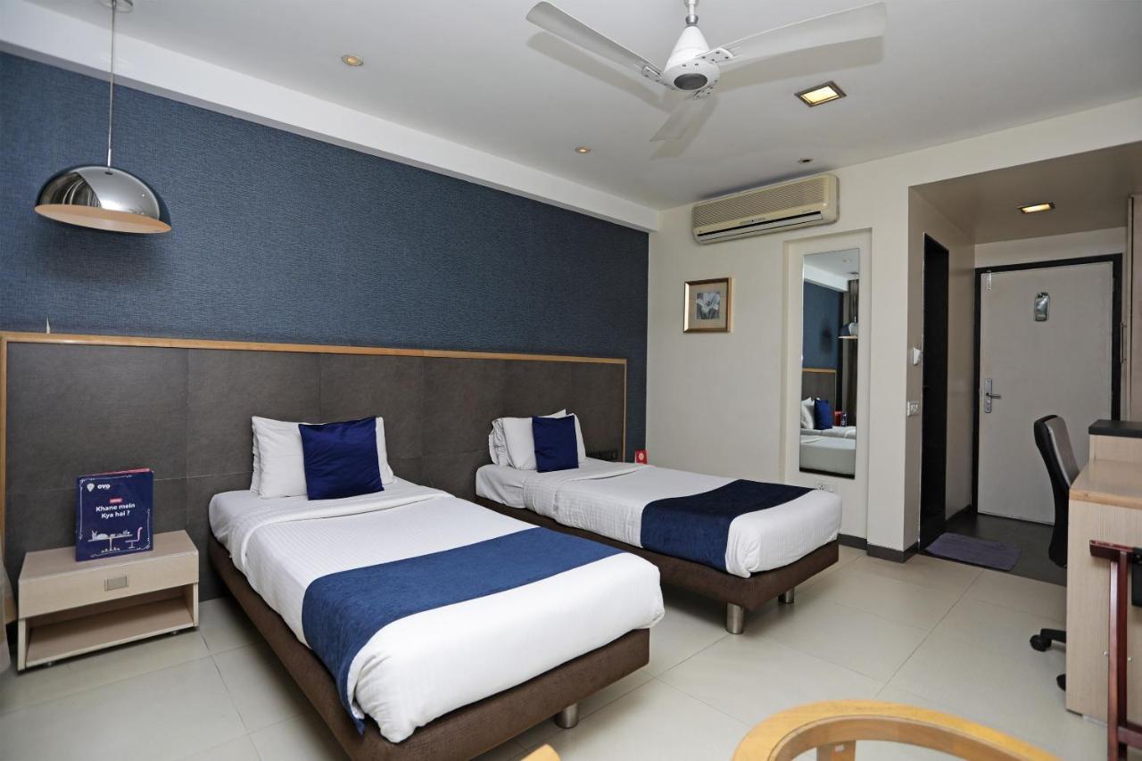 The Sirona Hotel Pune Eksteriør bilde